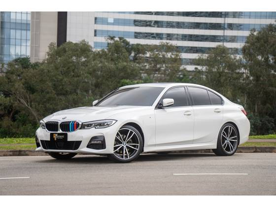 BMW 320i 2.0 16V TURBO FLEX M SPORT AUTOMÁTICO BMW 320i 2.0 16V TURBO FLEX M SPORT AUTOMÁTICO